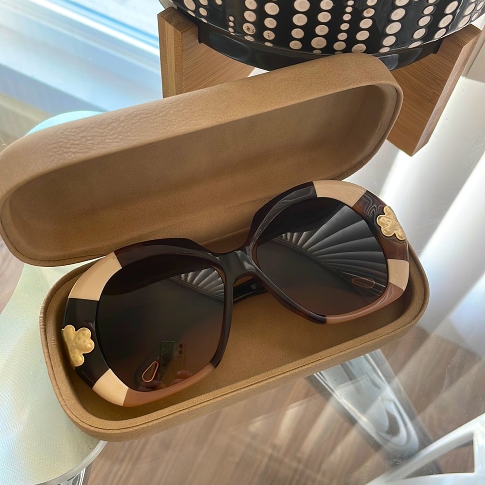 🍀😎Rare Chloe Havana patchwork sunglasses 😎